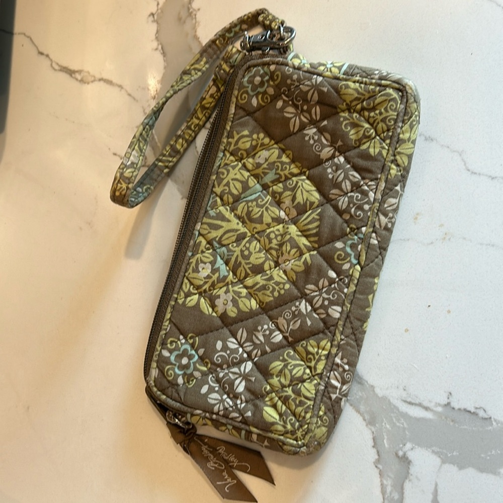 Green Vera Bradley wristlet